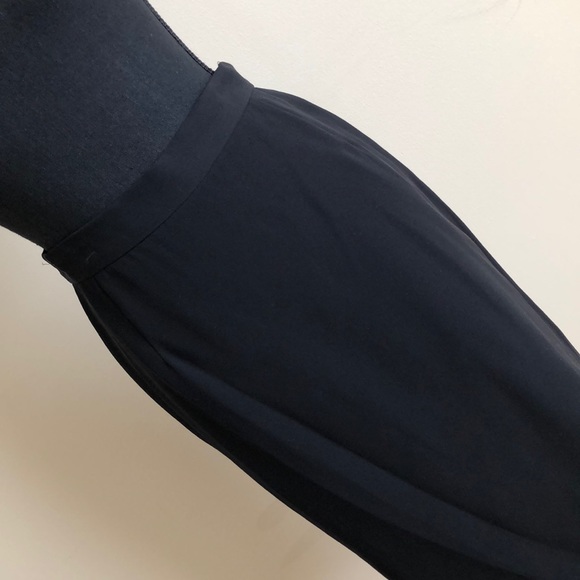 Brand New Never Worn 100% sillk Skirt - Picture 2 of 6